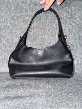 Coach | Bags | Coach Vintage Y2k Black Leather Flap Shopper 73